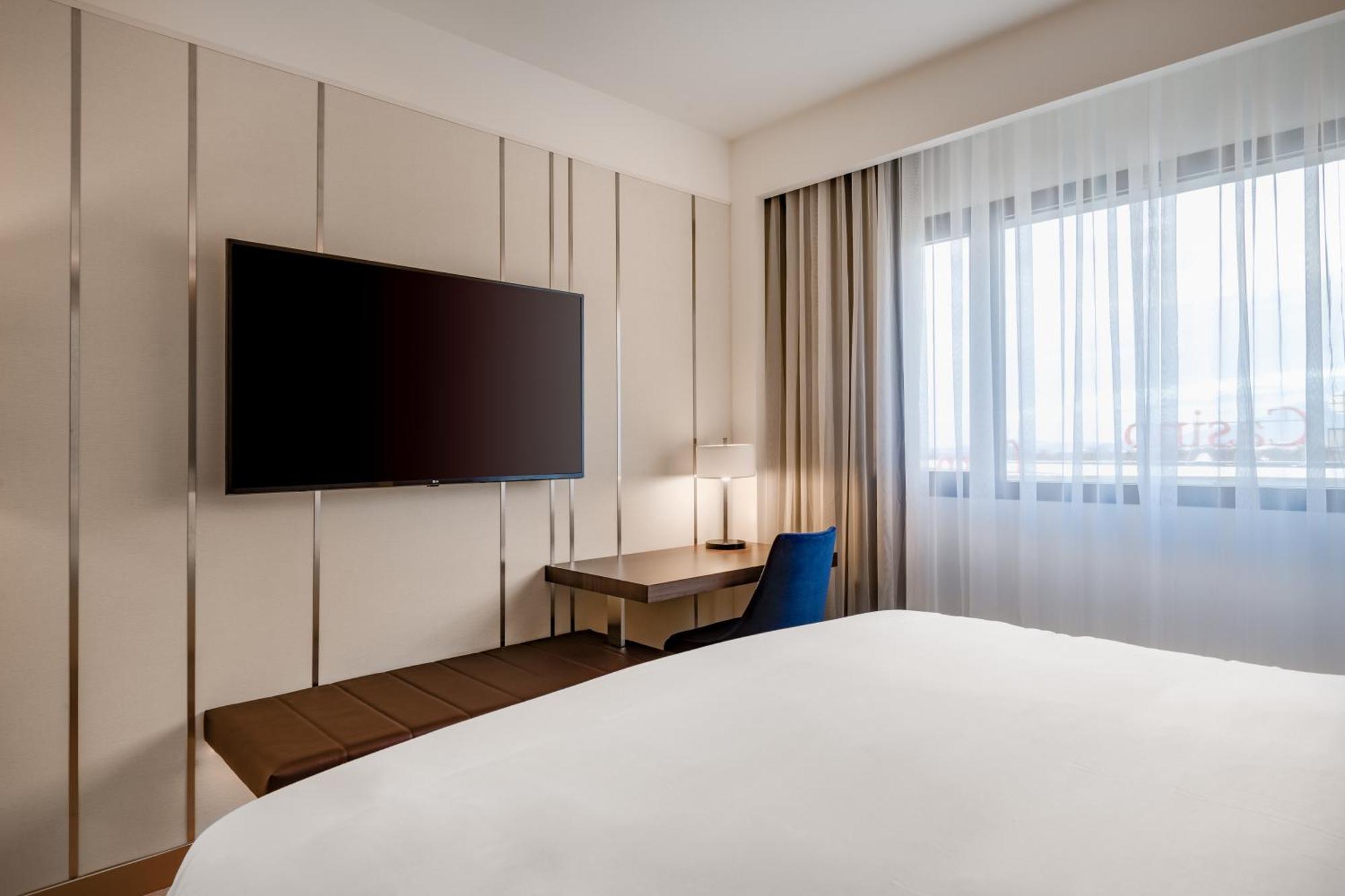 Ac Hotel By Marriott Saint-Julien-En-Genevois Eksteriør billede